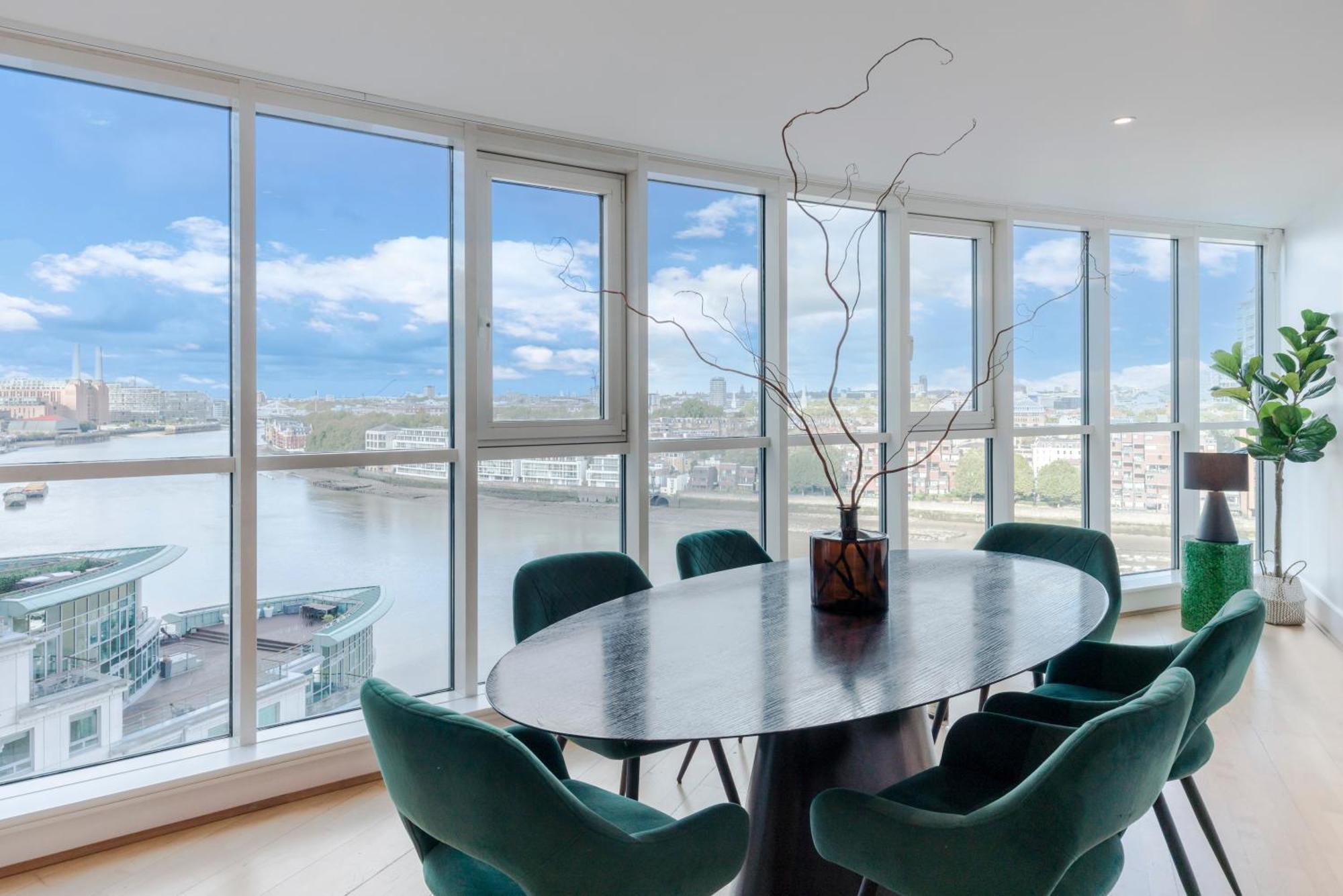 Best Thames View In Town! Large Luxxe Nomad Design Family Home London Bilik gambar