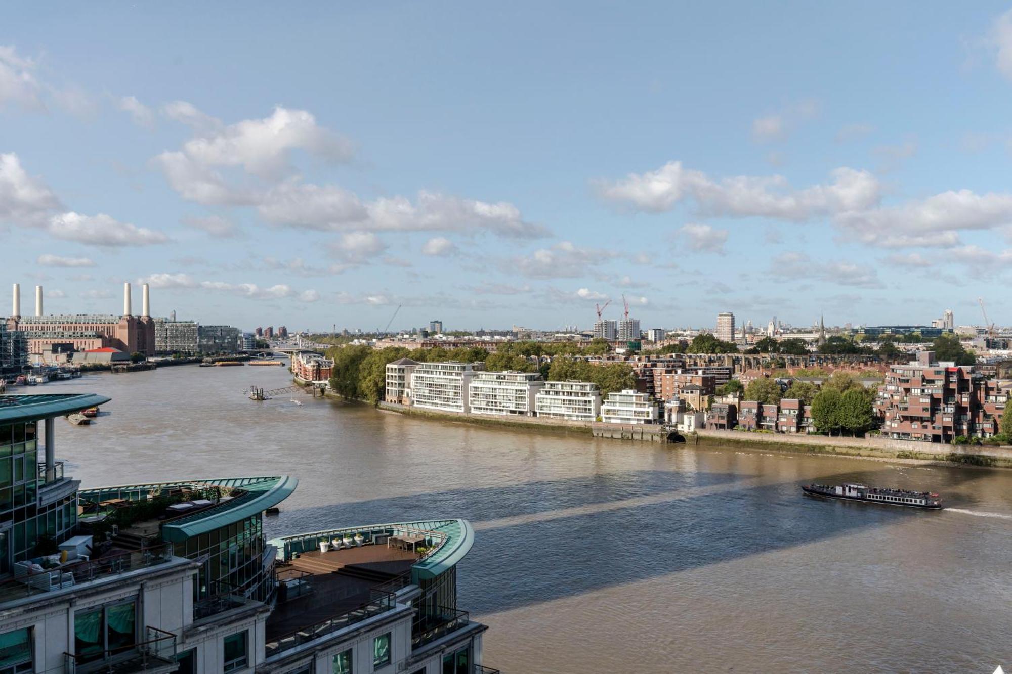 Best Thames View In Town! Large Luxxe Nomad Design Family Home London Bilik gambar